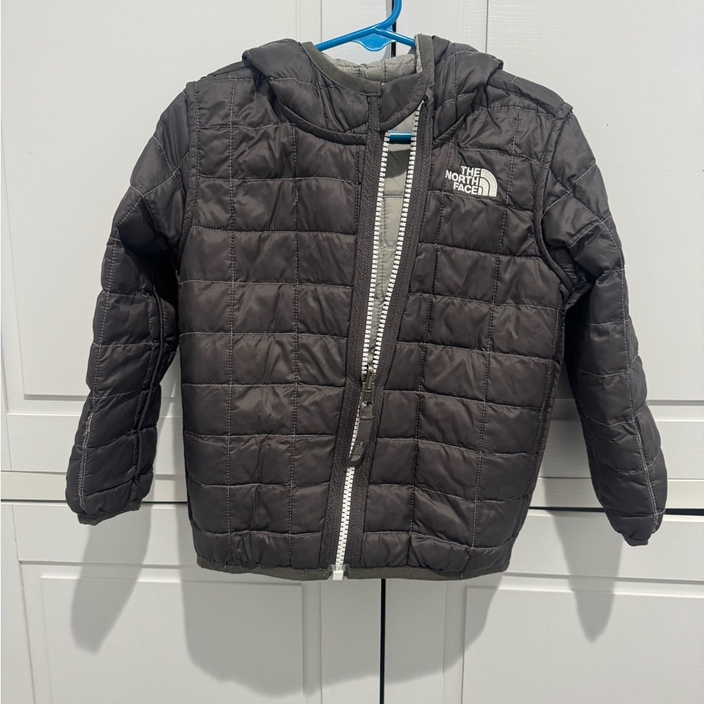 The North Face Kids Reversible Gray/Black Jacket toddler size 18-24 months